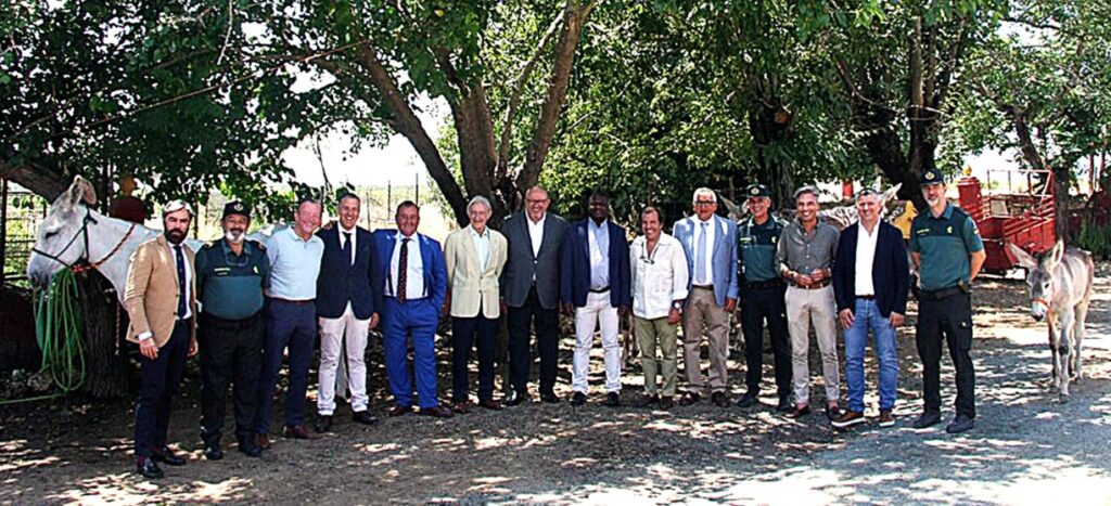 Autoridades asistentes